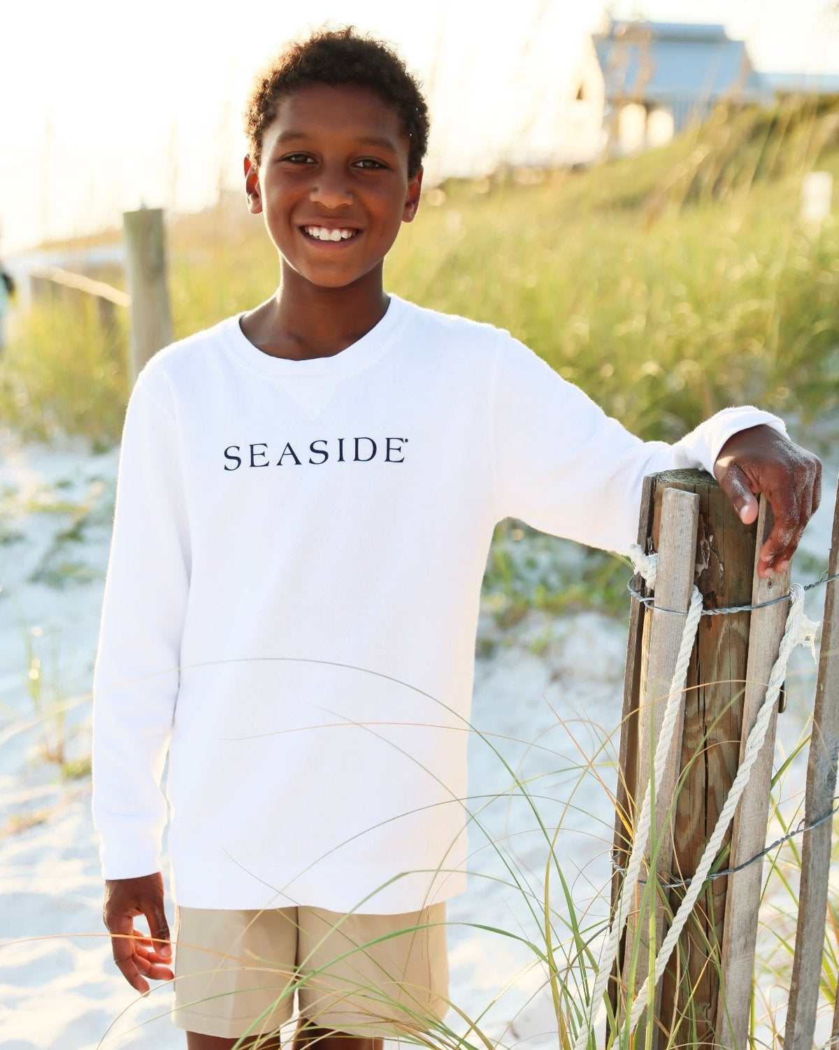 Youth White Seaside Sweatshirt – The Seaside Style
