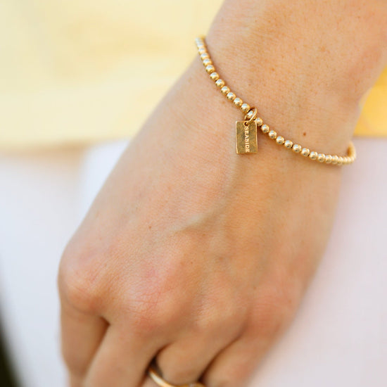 The Seaside Style Classic 3mm Gold Bracelet with Seaside Tag