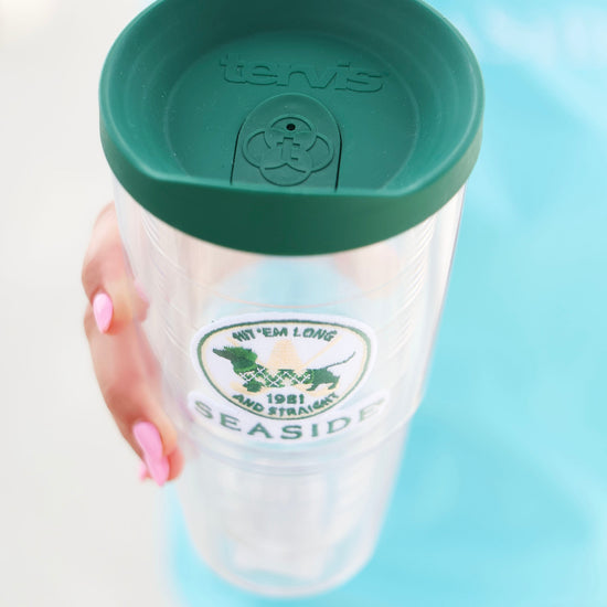 Bud the Dachshund Seaside Golf Tumbler the seaside style 30a