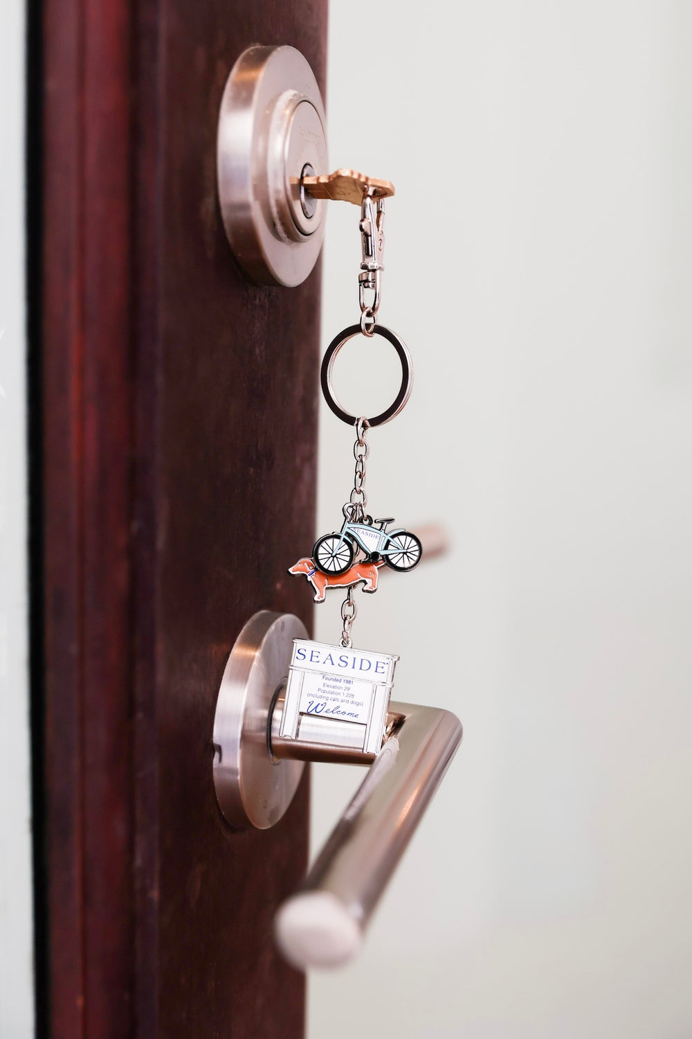 Seaside Florida Icon Dangle Keychain The Seaside Style