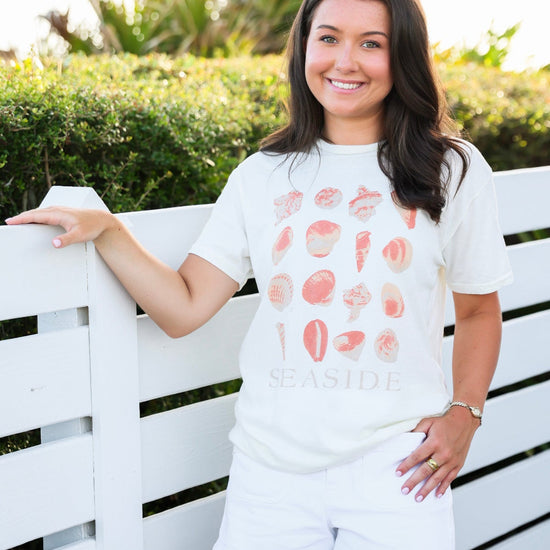 Seaside Shell Tee white with orange peach shells