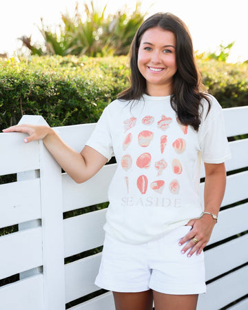 Seaside Shell Tee white with orange peach shells