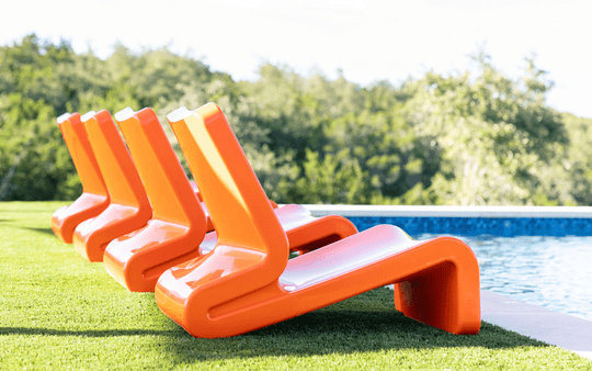 Line Lounge Chair