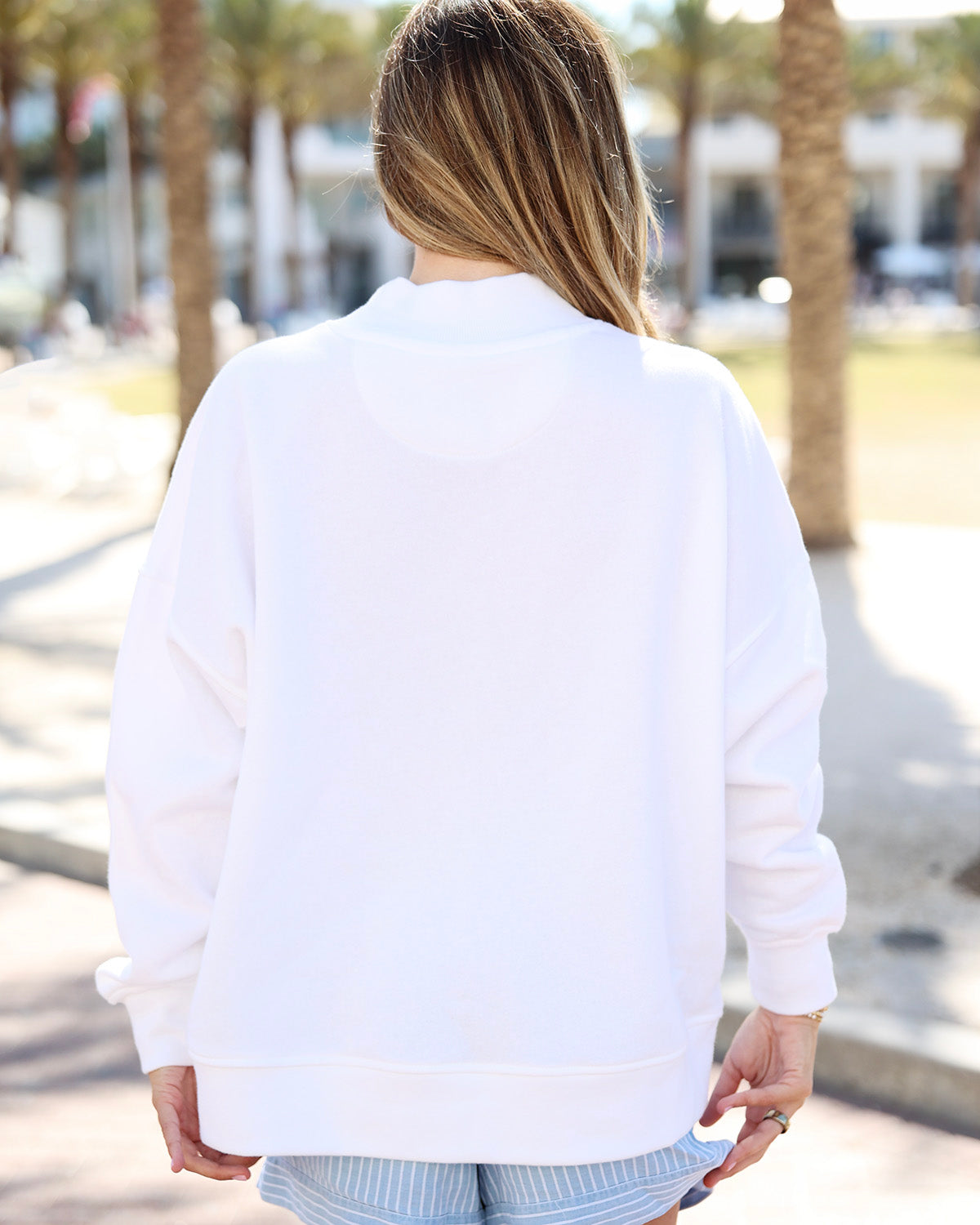 White Seaside Mock Neck Sweatshirt – The Seaside Style