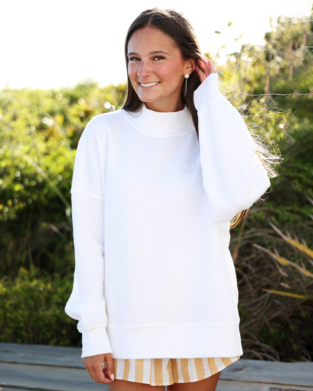 White Seaside Mock Neck Sweatshirt – The Seaside Style